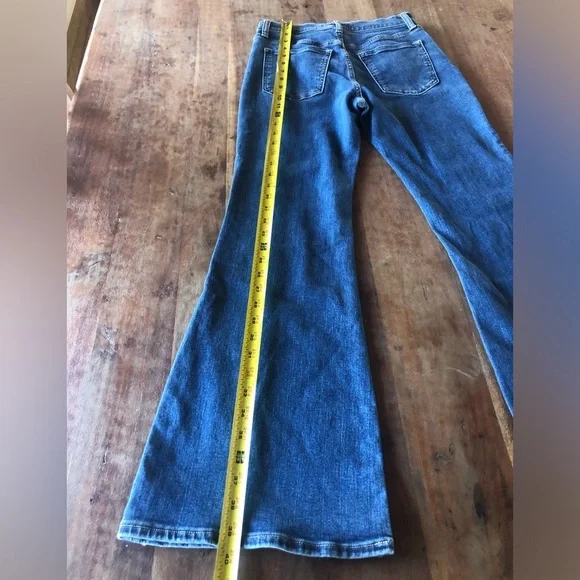 Abercrombie & Fitch Jeans The Flare Ultra High Rise Medium Blue - Picture 7 of 12